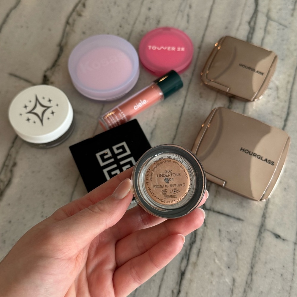 Makeup Bundle (8) - Picture 10 of 13